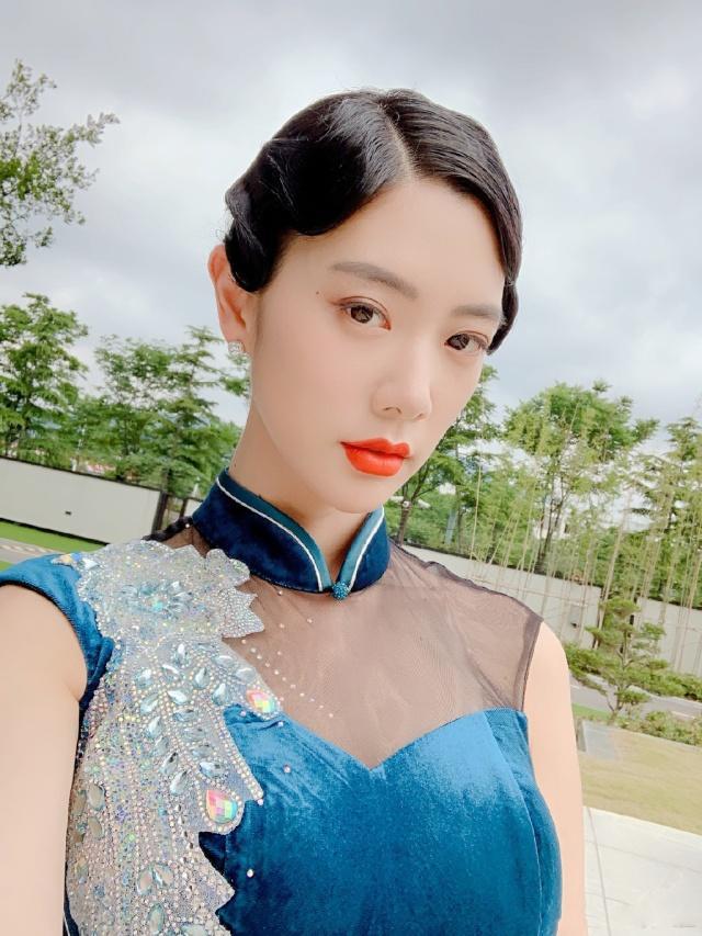 暗夜玫瑰